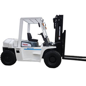 Chariot élévateur contrepoids TCM FD70 de 7 tonnes de grande qualité, fabriqué au Japon, moteur diesel d'occasion, modèle 2023, prix abordable, vente chaude - Product Image 1