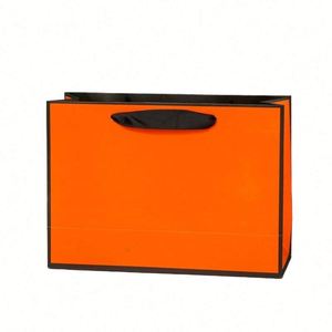 ถุงกระดาษพิมพ์โลโก้ตามสั่ง เป็นมิตรกับสิ่งแวดล้อม คุณภาพสูง ขายส่ง - Product Image 5