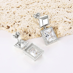 Pendientes de tuerca de moissanita VVS GRA de corte redondo con diseño de cola de pez de líneas simples, rellenos de oro de 14K, joyería de uso diario para mujer - Product Image 6
