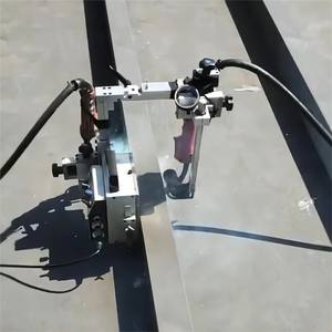 Mejore la eficiencia de la soldadura, máquina de soldadura robótica, máquina de soldadura industrial vigorosa con doble pistola - Product Image 1