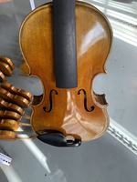 Violon Fait Main Prix de Gros 4/4 Érable Épicéa Vieilli Son Doux Cordes Nylon Instrument Accepte OEM