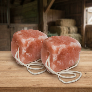 Bloc de sel minéral naturel de qualité supérieure avec corde de suspension pour bovins, chevaux, cerfs – Sel de l'Himalaya pour l'alimentation animale - Product Image 1
