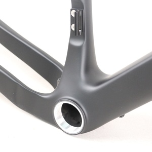 Cadre de vélo de gravier en carbone 2026 pour pneus 700X57C, compatible freins à disque Flat Mount, référence GR257, avec boîtier de pédalier fileté T47 et patte de dérailleur UDH - Product Image 4