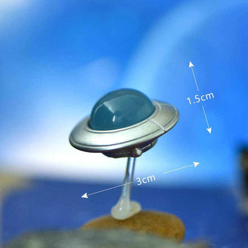 N &deg; 6 Soucoupe Volante