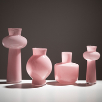 Nordische Luxus Rosa Klare Kristallglas-Vase Maßgefertigtes Blumengefäß für Heimdekoration Innenbereich Tischdekoration Geschenk Fabrik Großhandel