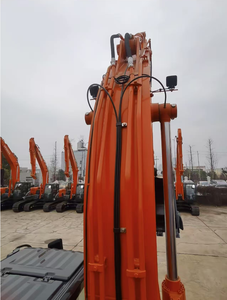 Pelle hydraulique sur chenilles Hitachi ZX200 d'occasion de haute qualité 19.4 tonnes à bas prix de vente - Product Image 2