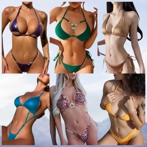 ชุดว่ายน้ำลำลองฤดูร้อนสุดเซ็กซี่ขายส่งราคาถูก เสื้อผ้าผู้หญิงมือสองขายส่งเป็นมัดสำหรับชายหาดหรือสระว่ายน้ำ - Product Image 1