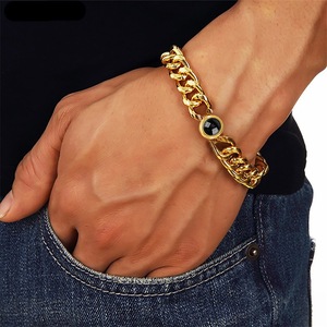 Pulsera de proyección de <span class=keywords><strong>fotos</strong></span> más vendida, pulsera de cadena cubana de acero inoxidable, pulsera de proyección de <span class=keywords><strong>fotos</strong></span> para amantes personalizados DIY - Product Image 4
