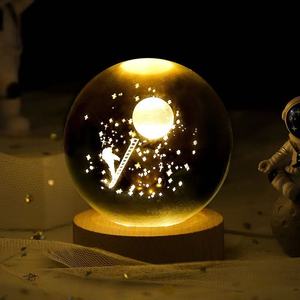 Vente chaude LED <span class=keywords><strong>boule</strong></span> de cristal impression animale 3D Laser à la main clair veilleuse 60mm cadeau de noël pour souvenir ou boîte-cadeau - Product Image 4