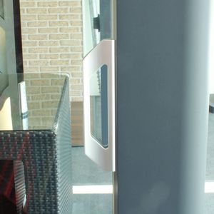 <span class=keywords><strong>Poignée</strong></span> de porte en verre moderne et simple en alliage d'aluminium pour porte coulissante en verre de 10 mm - Product Image 4