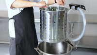 Essoreuse à salade électrique commerciale en acier inoxydable 304 pour la déshydratation de la laitue, des épinards, des légumes et des fruits