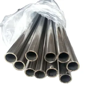 L'usine fournit directement des tuyaux en acier sans soudure au carbone 12 pouces St52 3mm en forme de précision laminée à chaud Din 17175/ St 35.8