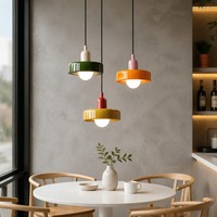 Lampu Chandelier Plafon Modern Nordic 2700K Soft Warm White Kaca Logam Tinggi Dapat Disesuaikan Tegangan AC untuk Rumah Kecil, Ruang Tamu, Hotel, Bar