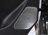 Cache-audio de porte arrière pour Mercedes Sprinter modèles 22-25 avec cadre de haut-parleur en acier inoxydable et autocollant audio de porte de voiture