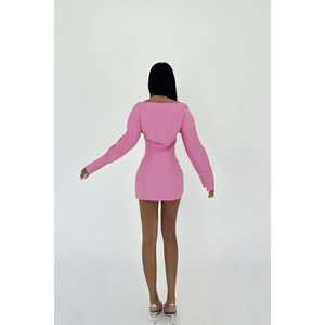 Vestido Largo Rosa con Detalle de Bolsillo, Cuello Cuadrado, Decoración de Diamantes, Diseño Casual Personalizado ODM, Largo hasta la Rodilla, Translúcido, Nuevo - Product Image 1