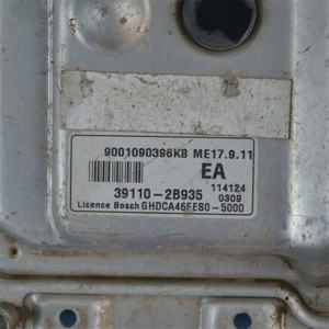 Módulo de Control Electrónico ECM ECU 39113-2B333 ME17.9.11 para KIA Soul Accent Rio Sportage de Desguace de Automóviles de <span class=keywords><strong>Segunda</strong></span> <span class=keywords><strong>Mano</strong></span> - Product Image 6