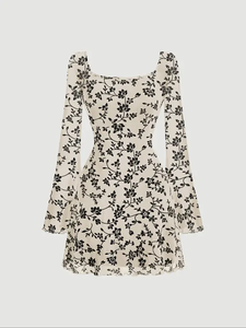 Abito a maniche lunghe da donna grazioso collo quadrato decorato con stampe floreali - Product Image 2