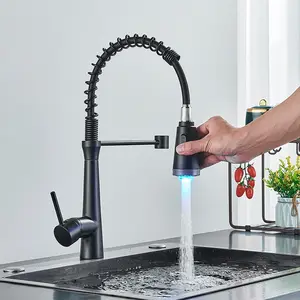 LEDSpring Pull Down Matte Black Kitchen Faucet Deck Mounted Mixer Tap 360Degree Rotation Stream Sprayer Nozzle Kitchen Sink Taps