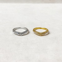 Bague en zircon en forme de V à une seule rangée, plaquée or et argent, étanche, empilable, pour un usage quotidien, en acier inoxydable, pour femmes, bagues tendance