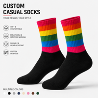 Chaussettes d'automne tendance personnalisées de qualité supérieure, design arc-en-ciel coloré, antibactériennes, respirantes, confortables, chaussettes à rayures de créateur