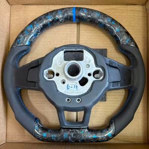 Volant en fibre de carbone pour VW Volkswagen <span class=keywords><strong>Golf</strong></span> <span class=keywords><strong>6</strong></span> 7 7.5 MK6 MK7 <span class=keywords><strong>GTI</strong></span> GTD GTE R Tiguan Passat <span class=keywords><strong>DSG</strong></span> CC - Product Image 3