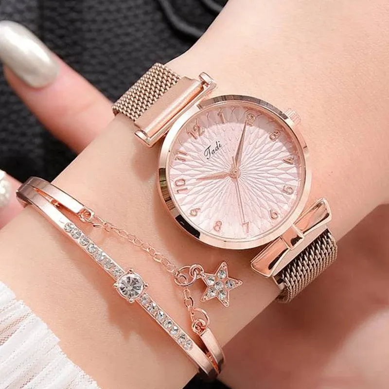 Luxury Women Bracelet Quartz Watches Magnetic Watch Ladies Sports Dress Pink Dial Wrist Brand Rose Woman Watch Bracelet