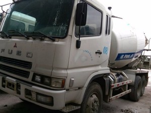 Bétonnière Fuso d'occasion à vendre à Shanghai bonne qualité prix bon marché Machine hydraulique marque japonaise - Product Image 4