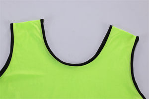 صدريّة كرة قدم بوليستر مخصصة كرة قدم تسمح بمرور الهواء من خلال رياضة القطع الآلي للأطفال - Product Image 5