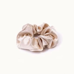 ยางรัดผมผ้าซาตินสีพื้นหนาอย่างดี สำหรับเด็กผู้หญิง ขายส่ง - Product Image 4