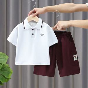 Set di abbigliamento alla moda per ragazzi, maglietta e pantaloncini stampati alla moda, completo morbido da 2 pezzi per le vacanze estive per ragazzi, per feste in spiaggia - Product Image 4