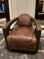 Fauteuil de luxe vintage en cuir huilé style mid-century, chaise longue individuelle pour villa, salon décontracté, bar, cigare