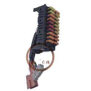 กล่องฟิวส์รถขุด JISION SK100-6 SK200-6 SK120-6 รุ่น YW73E00001F1 ผลิตในประเทศจีน - Product Image 2