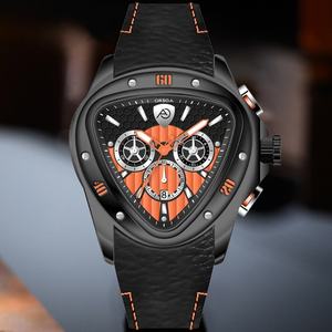 Montre pour homme multifonctionnelle triangulaire à cadran ouvert, au style unique et au look cool, montre à quartz en gros du fabricant - Product Image 4