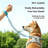 Laisse de chien durable avec sangle de poignet, élastique, rétractable, imperméable, réfléchissante, en polyester et PU, design simple et robuste