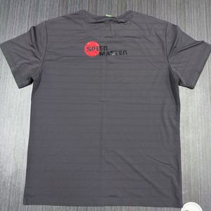 เสื้อยืดออกกำลังกายผู้ชาย แขนสั้น ผ้าเนื้อนุ่ม ยืดหยุ่นได้ ทรงปกติ น้ำหนัก 180 กรัม ระบายอากาศได้ดี แห้งเร็ว เหมาะสำหรับออกกำลังกาย ฟิตเนส และสวมใส่ลำลอง - Product Image 4