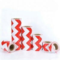 Ruban réfléchissant rouge-blanc à flèches, haute visibilité, imperméable, auto-adhésif, en PET, largeur 5 cm, longueur 25 cm, pour la sécurité routière