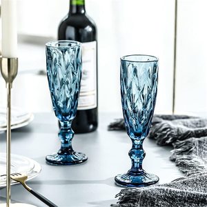 Vente en gros de flûte à <span class=keywords><strong>champagne</strong></span> verre à vin soufflé à la main avec verre flottant de couleur unie - Product Image 3