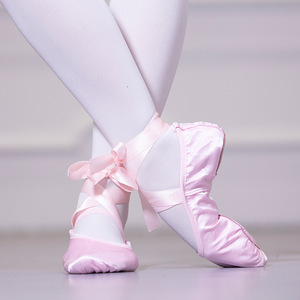 Ruban de satin <span class=keywords><strong>chaussures</strong></span> de <span class=keywords><strong>danse</strong></span> de Ballet adulte <span class=keywords><strong>chaussures</strong></span> de professeur de femme <span class=keywords><strong>chaussures</strong></span> de <span class=keywords><strong>danse</strong></span> de griffe de chat de pratique de semelle souple - Product Image 4