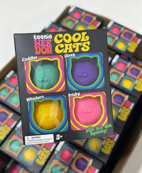 [Cat 4-en-1] Emballage en boîte de couleur