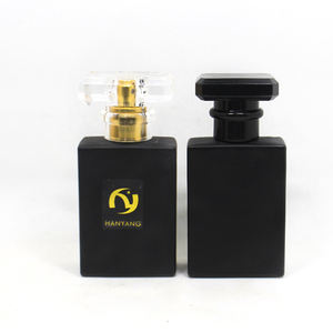 Vide Bas Prix <span class=keywords><strong>30ml</strong></span> 50ml Bouteille De Parfum Carré Personnalisé Clair Gris Noir Verre Vaporisateurs Bouteille Parfum Emballage Avec Bouchon - Product Image 1