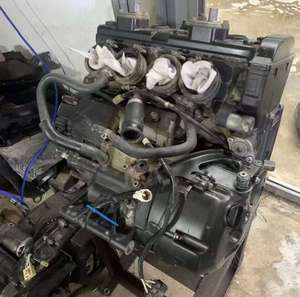 Motocicleta Usada de 1000cc com 2 Cilindros, Refrigerada a Água, com Ignição CDI e Motor de 4 Tempos para Reparo - Product Image 4