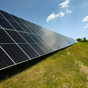 Paneles Solares de Bajo Precio y Alta Eficiencia de 560W - 585W Monocristalinos Fotovoltaicos - Product Image 4