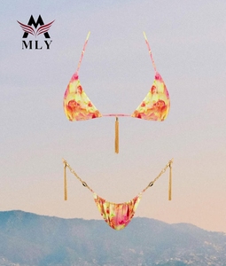 Conjunto de <span class=keywords><strong>Bikini</strong></span> de Dos Piezas con Tiras Triangulares de Color Sólido y Logotipo Personalizado MLY para Mujer - Product Image 2