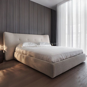Juego de Cama Minimalista Personalizado al por Mayor para Hotel, Cama con Plataforma Tapizada en Crema, Precio de Fábrica, Fabricante de Muebles de Dormitorio OEM ODM - Product Image 1