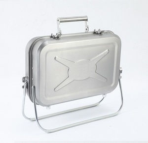 Parrilla plegable de acero inoxidable 410 OEM al aire libre mini Parrilla de barbacoa estilo maletín Parrilla de barbacoa - Product Image 2