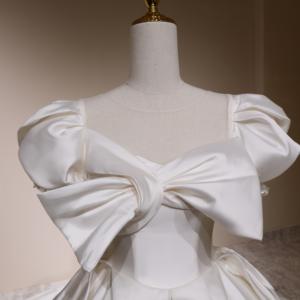 <span class=keywords><strong>Robe</strong></span> <span class=keywords><strong>de</strong></span> mariée <span class=keywords><strong>de</strong></span> maternité en satin blanc 2026, col cœur, coupe trapèze, grandes tailles, pour mère <span class=keywords><strong>de</strong></span> la mariée, traîne chapelle, longueur au sol, grand nœud - Product Image 4