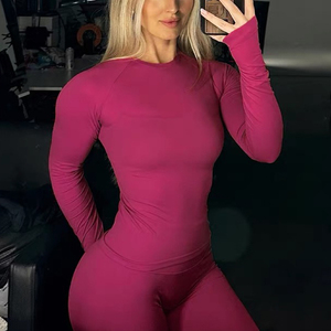 Haut de yoga sans couture à manches longues pour <span class=keywords><strong>femme</strong></span> avec logo personnalisé, trous pour les pouces, en Spandex/Nylon, motif uni, coupe ajustée pour l'entraînement et la gym - Product Image 3