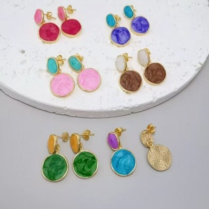 Brincos de Laço Esmaltados Banhados a Ouro 18K com Zircônia em Formato de Coração para Mulheres, Joia da Moda, Presente Delicado e Fofo em Cores Vibrantes - Product Image 4