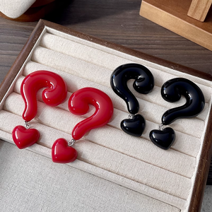 MUXCOR Wholesale Fancy Fashion <strong>Jewellery</strong> for Ladies Exaggerated Resin Question Mark Heart Anti-allergy Needles Earrings - Product Image 3
