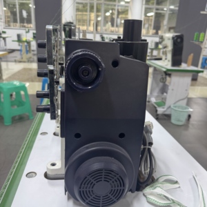 DS-588-01CB/AT/EUT High-Speed Automatic Thread Cutting Flatbed Interlock <b>Sewing</b> Machine Metal Construction Computerized - Product Image 4